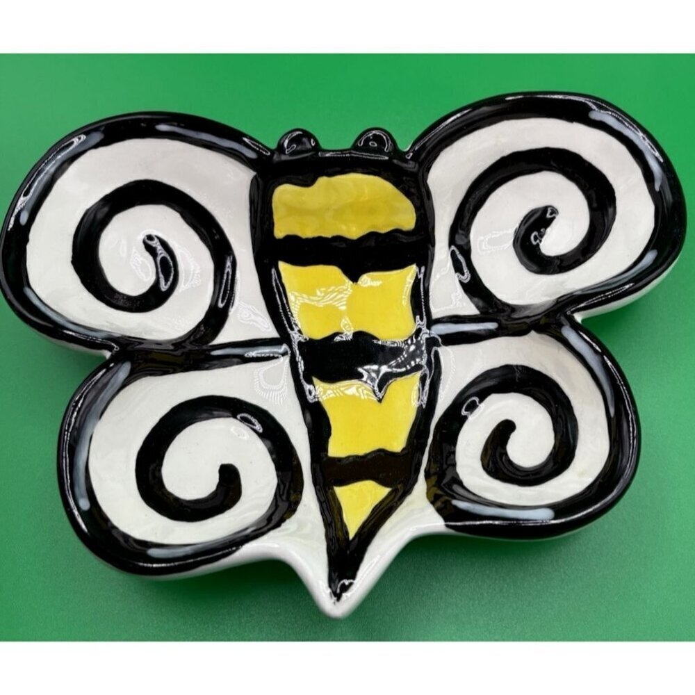 Bumble Bee Candy Dish Serving Bowl Mainstreet Collection MSC Hand Painted 7"